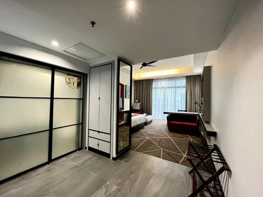 Апартаменты #16 M101 Dang Wangi Klcc View Pool By Livin Куала-Лумпур Экстерьер фото